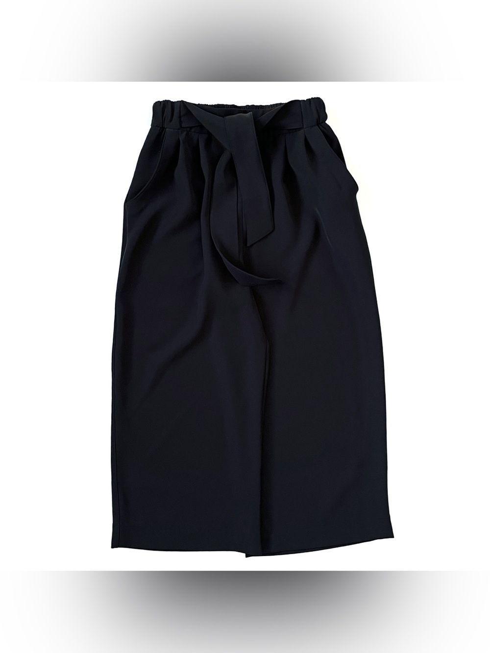 New NWOT Lululemon Women’s Noir Wide Leg Cropped Pants in Black (4)